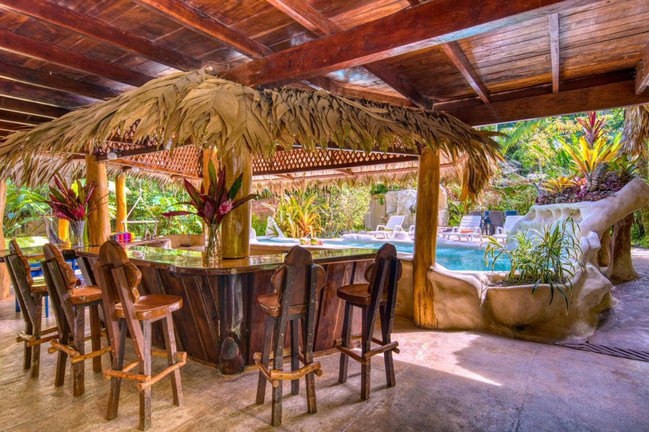 Caribe Town Bungalows Puerto Viejo de Talamanca Екстер'єр фото