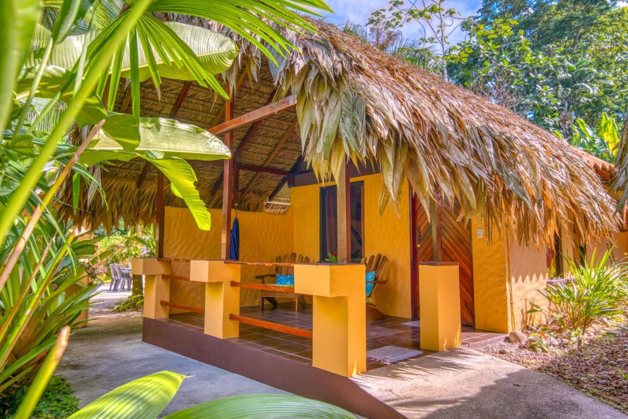 Caribe Town Bungalows Puerto Viejo de Talamanca Екстер'єр фото
