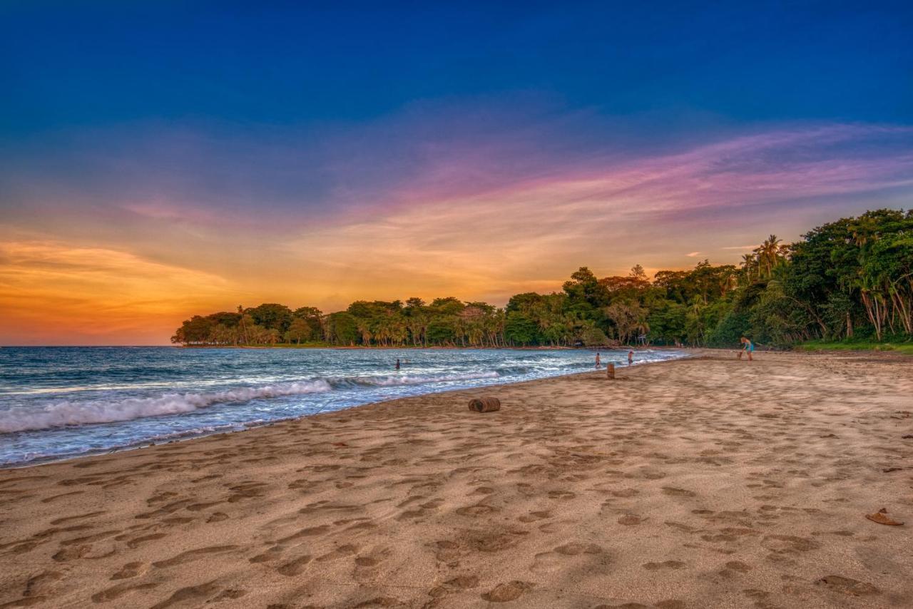 Caribe Town Bungalows Puerto Viejo de Talamanca Екстер'єр фото